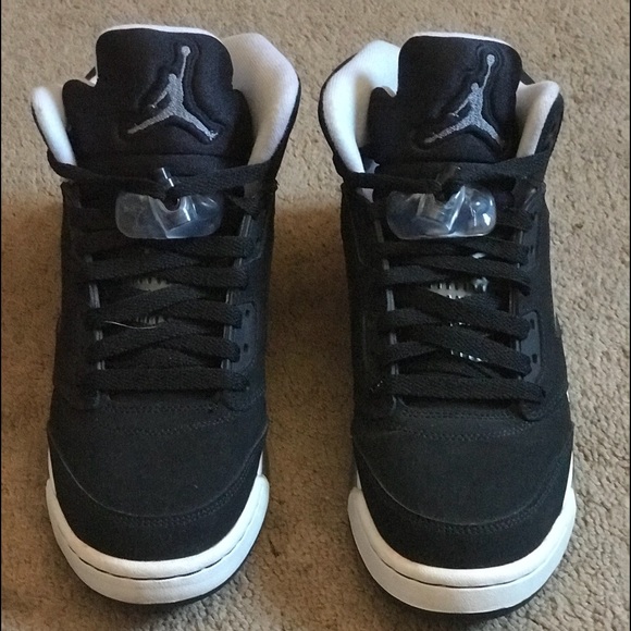 5 Retro - Picture 1 of 2